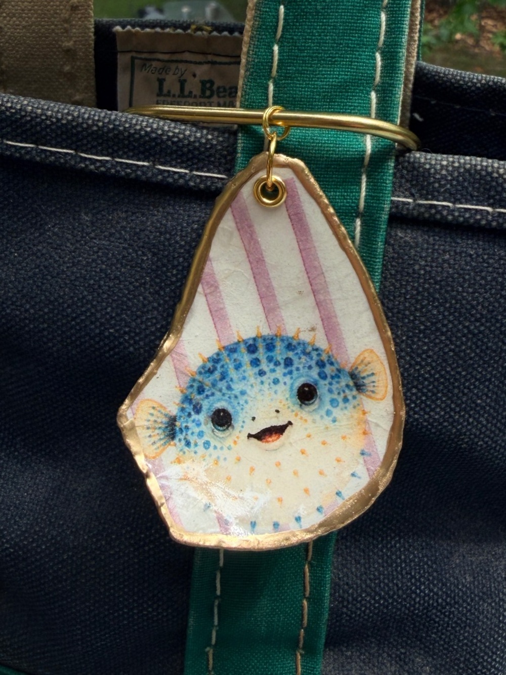 Puffer Fish Oyster Shell Tote Bag Charm – Great for Women or Kids/Teens!
